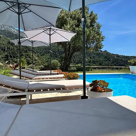 The Primary Suite By Villa Monti Bed & Breakfast